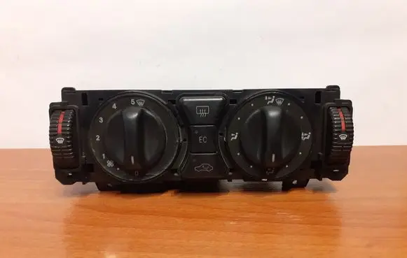 Mercedes-Benz E W210 Interior fan control switch 5014 9140010258