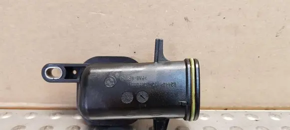 BMW 3 F30 F35 F31 Oil pump balance shaft 7589016