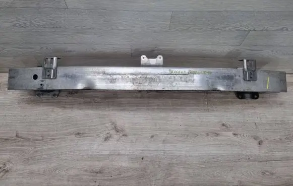 Peugeot 308 Front bumper support beam 9835954880