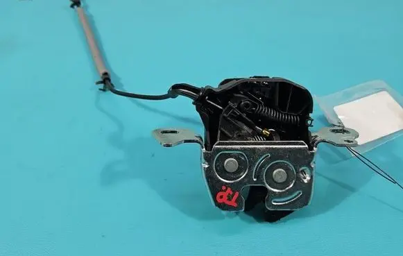 Mercedes-Benz CLA C118 X118 Engine bonnet/hood lock release cable IMPRK1529651