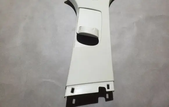 Ford Focus (B) pillar trim (top) CM51A24582 CM51A24582A03AAN