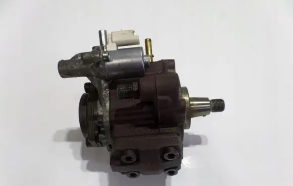 Citroen DS4 Fuel injection high pressure pump 9672605380
