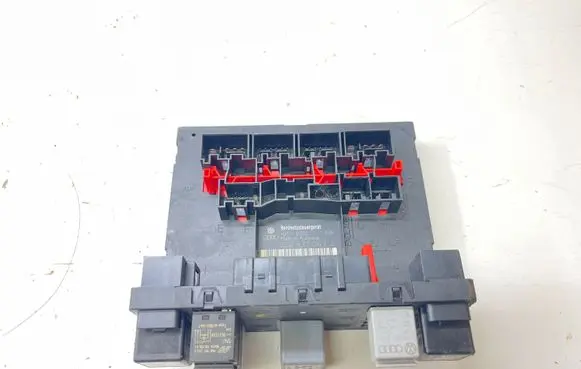 Volkswagen PASSAT B6 Comfort/convenience module 3C0937049J F005V00530