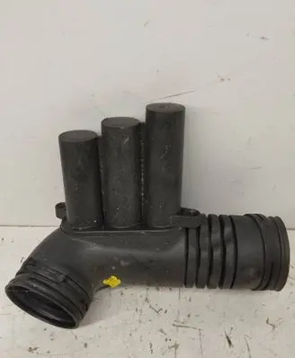 Audi A3 S3 8V Air intake hose/pipe 04E129651C