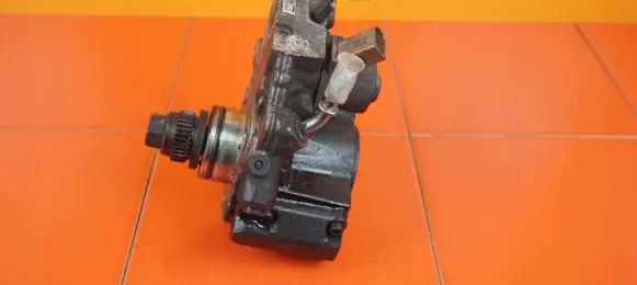 Mercedes-Benz Sprinter W906 Fuel injection high pressure pump A6510702601 651955