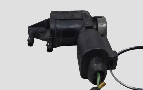 Volkswagen PASSAT CC Turbo solenoid valve 1K0906283A