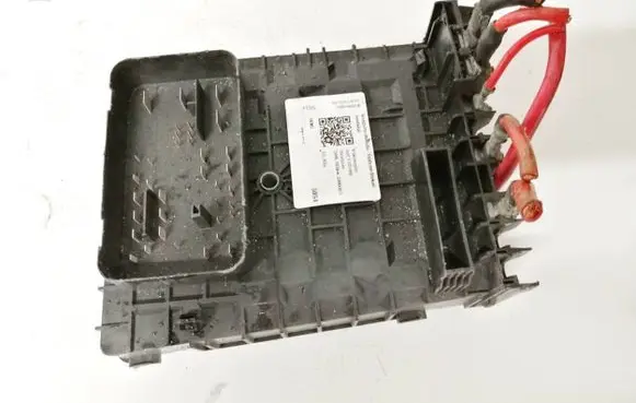 Volkswagen Golf V Fuse box set 1k0937125a 0-1718307-1