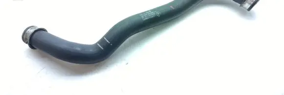 Mercedes-Benz E W211 Engine coolant pipe/hose A2115015382