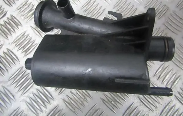 Renault Kangoo I Oil breather separator 8200082486