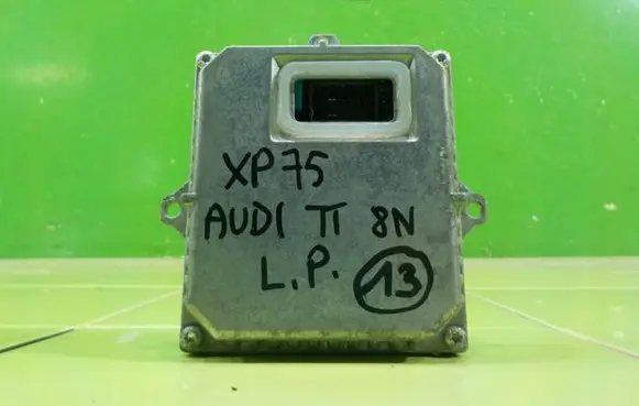 Audi TT Mk1 LED ballast control module 1307329066