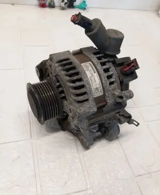 Honda CR-V Generator/alternator MS1042118280 30213