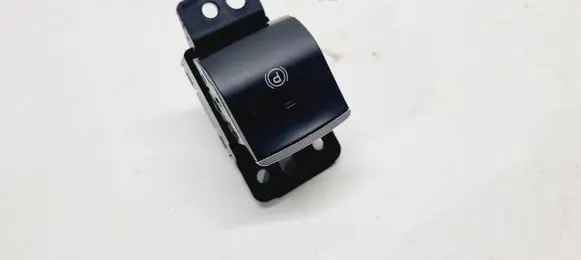 Alfa Romeo Giulia Hand parking brake switch 156118211