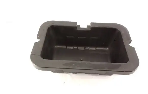 Fiat Freemont Tool box 1BZ94TRMAB 100000001