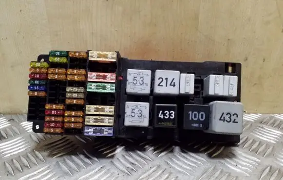 Volkswagen Phaeton Fuse module 3D0937499B