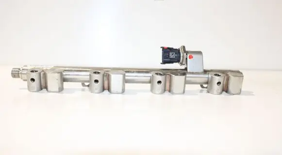 Hyundai i30 Fuel main line pipe 3534003AA0 353422E610 9022060005
