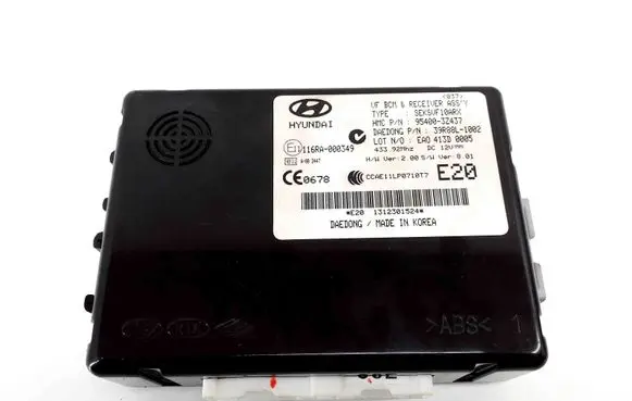 Hyundai i40 Central body control module 954003Z437