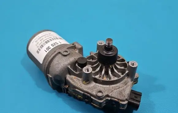 Toyota Auris 150 Wiper motor 85110-02190 IMPRK1520301