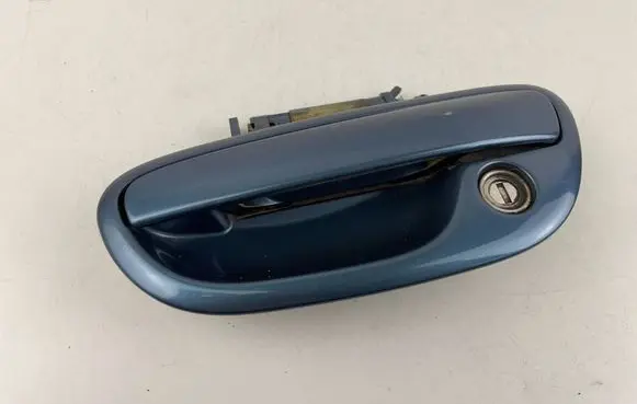 Subaru Legacy Front door exterior handle