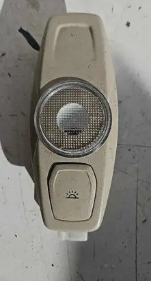 Ford Mondeo MK V Rear seat light DS7A13776BE 022716103430