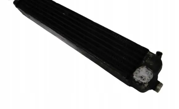 Engine oil radiator