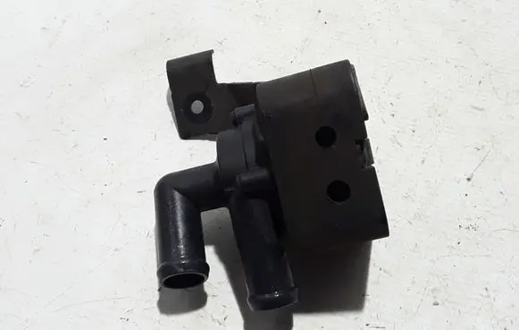 BMW 5 F10 F11 Electric auxiliary coolant/water pump 9239313