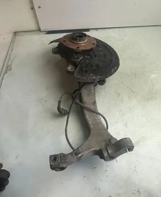 Audi A6 S6 C5 4B Front wheel hub spindle knuckle 5434
