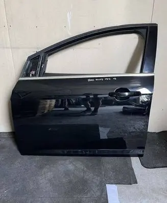 Ford Focus Front door 121212