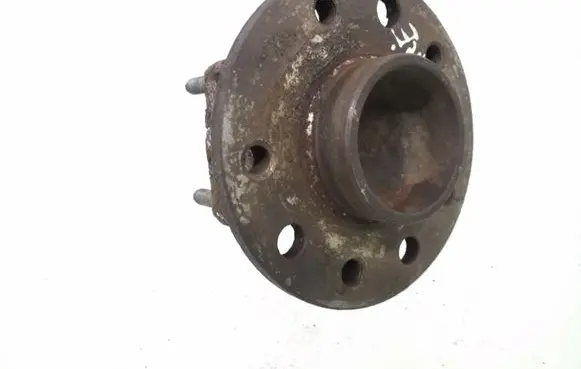 Opel Zafira B Rear wheel hub