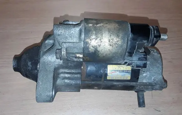 Toyota Yaris Starter motor 2810023030 2280008360
