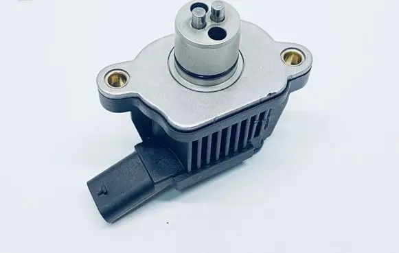 Audi A3 S3 8V Camshaft vanos timing valve 04E906048A