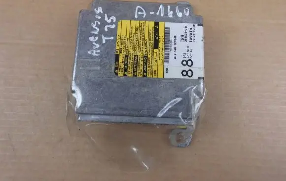 Toyota Avensis T250 Airbag control unit/module 8917005160