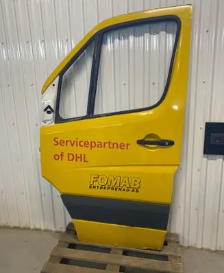 Mercedes-Benz Sprinter W906 Door (2 Door Coupe) 