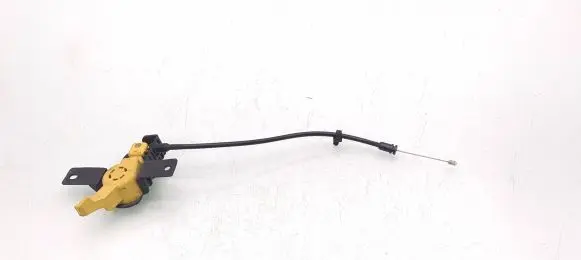 Ford Kuga II Fuel cap flap release cable 