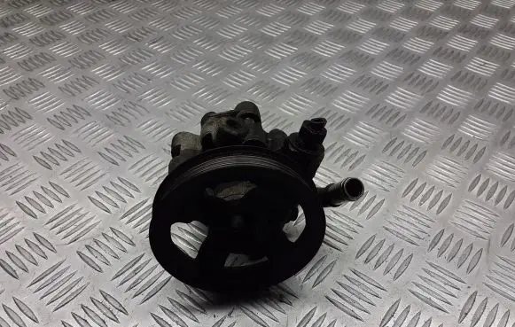Toyota Avensis T250 Electric power steering pump 