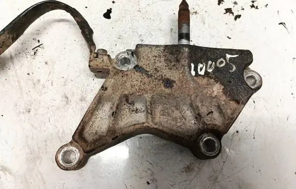 Hyundai ix35 Engine mounting bracket
