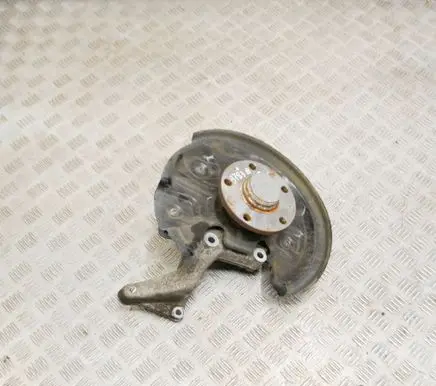 Audi Q3 8U Rear wheel hub 5N0615612H
