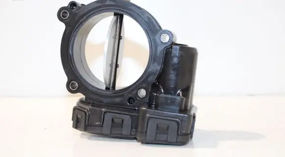 Mercedes-Benz C W204 Throttle valve A6510900470