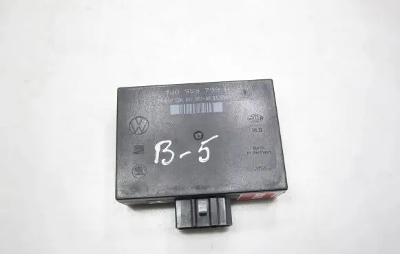 Volkswagen PASSAT B5 Comfort/convenience module 1J0959799H 5DK00795100 42898