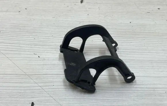 BMW 5 E60 E61 Headlight washer spray nozzle cap/cover 11460915