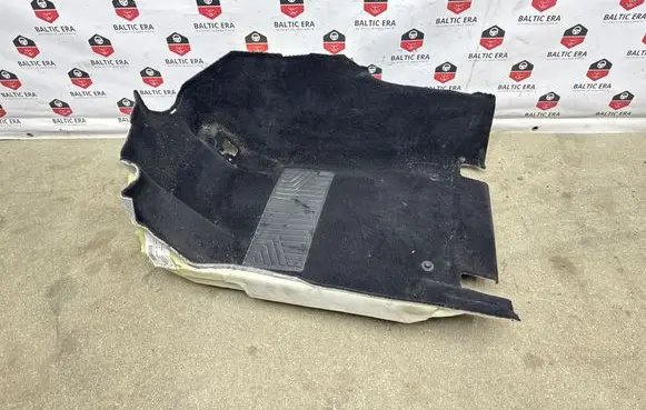 Mercedes-Benz C W205 Front floor carpet liner A2056801106