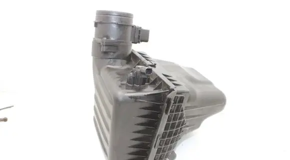 Chrysler 300 - 300C Air filter box