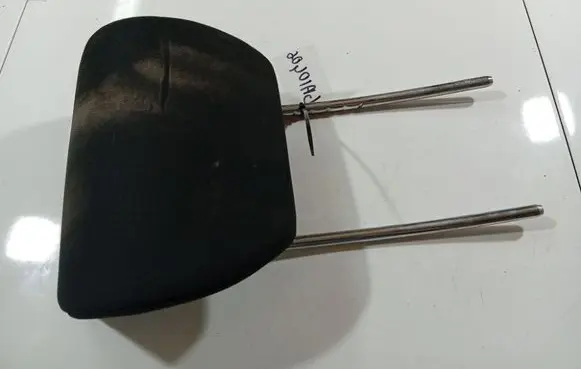 Mercedes-Benz A W169 Front seat headrest 