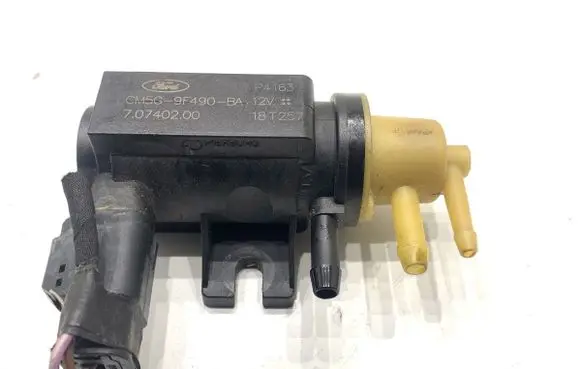 Ford Transit Courier Fuel pressure regulator CM5G9F490BA