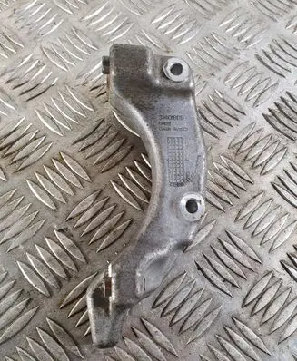 Volvo S60 Engine mounting bracket 31401869