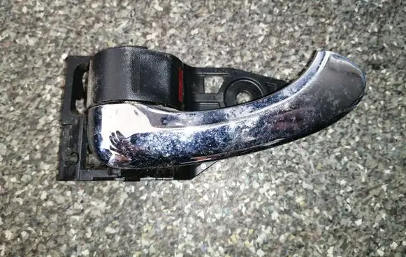 Toyota Camry Front door interior handle 6927406030