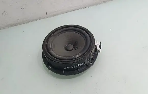 KIA Sorento Front door speaker 963302P301