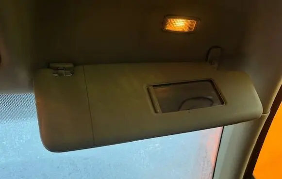 Volkswagen Touran I Sun visor 