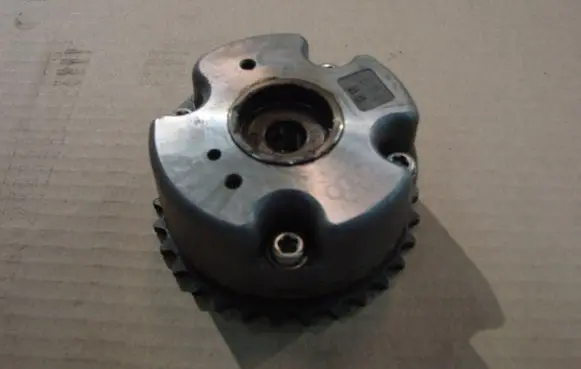 Audi TT Mk1 Camshaft pulley/ VANOS 06E109083L
