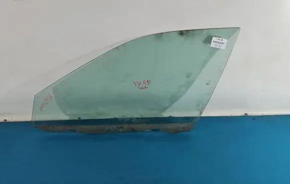Seat Toledo II (1M) Front door window glass four-door IMPRK1552726
