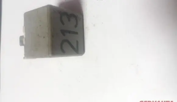 Audi A6 S6 C5 4B Other relay 443951253J